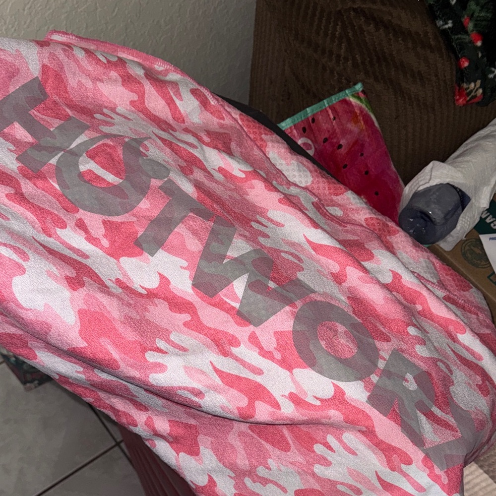 HOTWORX Pink Camouflage limited edition towel mat